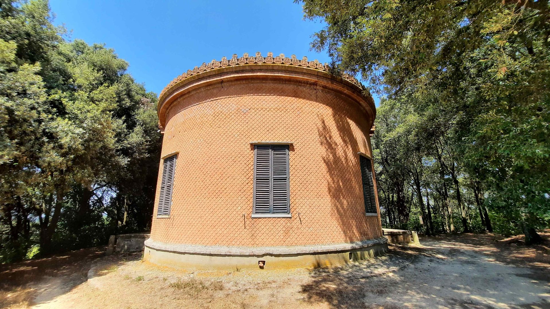 Temple of Minerva Medica, Montefoscoli - 03.jpg